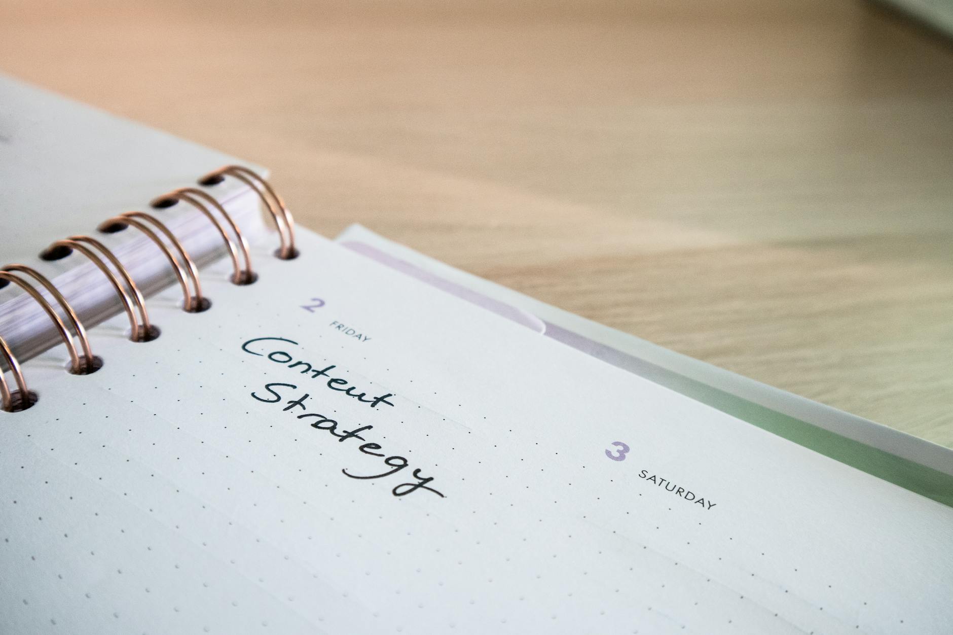 Content marketing comprendre et lancer — réunion stratégie de marketing de contenu