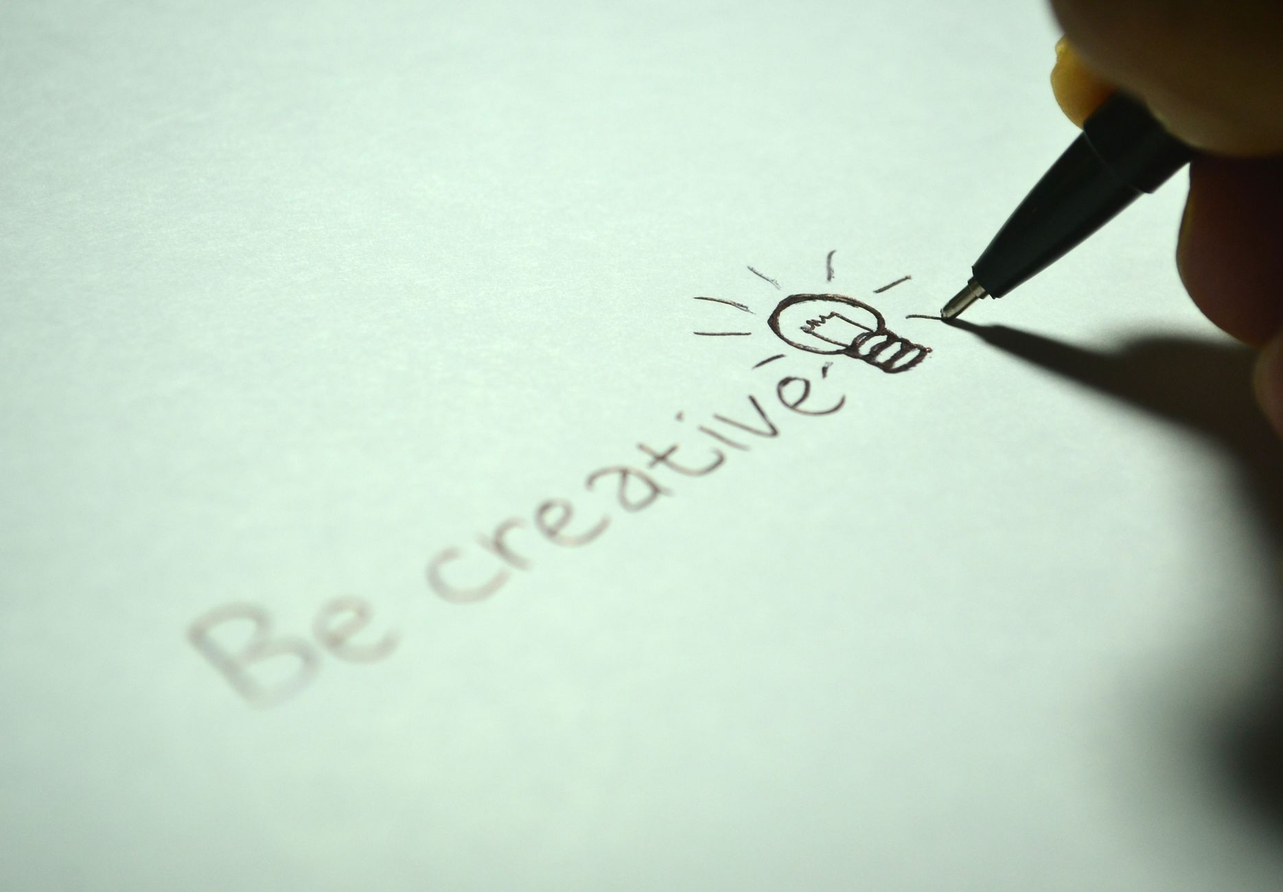 Les qualités d'un bon slogan — cérémonie de brainstorming slogan publicitaire