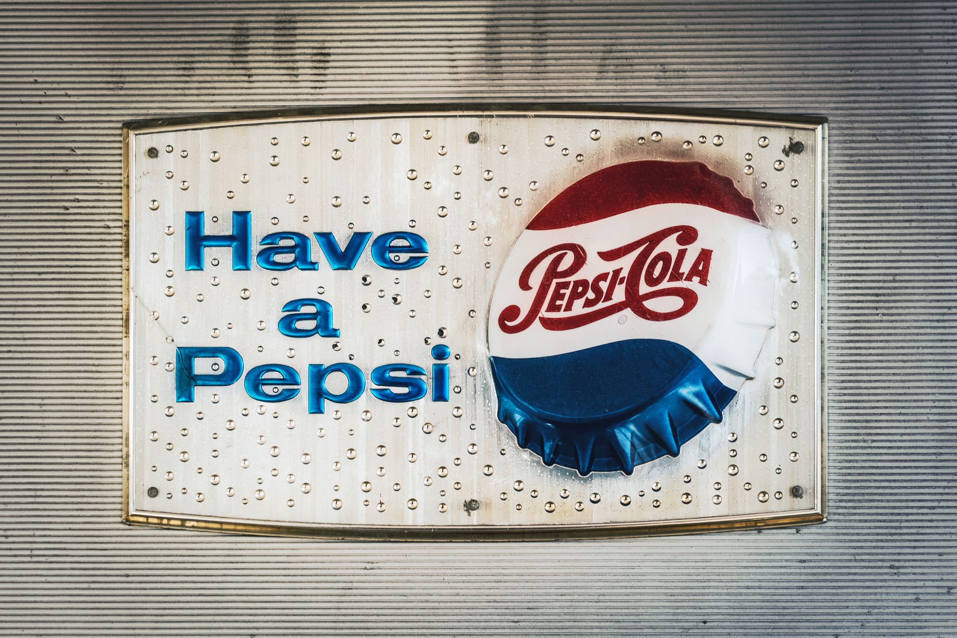 Du script victorien au Pepsi Globe : chronologie de l’évolution graphique du logo Pepsi — évolution du logo Pepsi