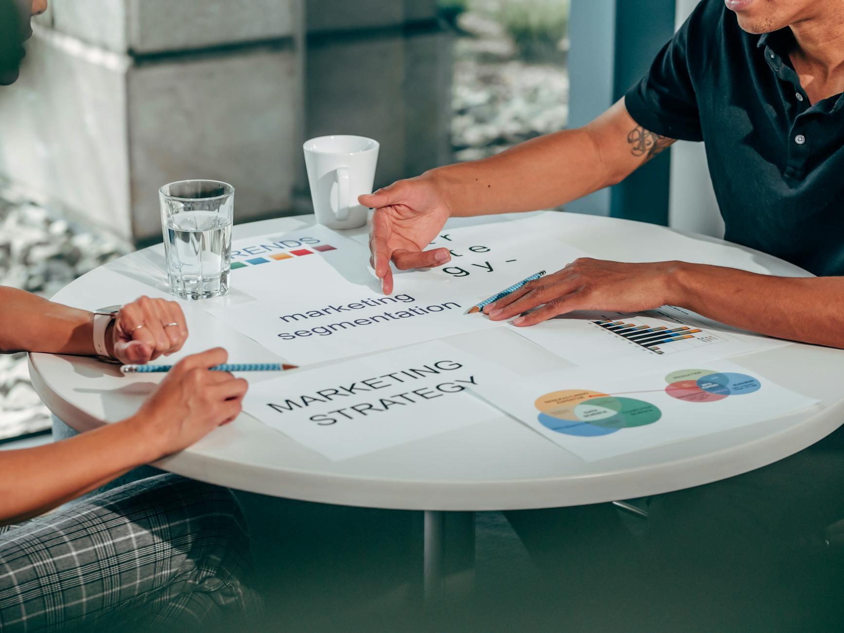 Marketing d'influence définition et mise — réunion stratégie marketing d'influence